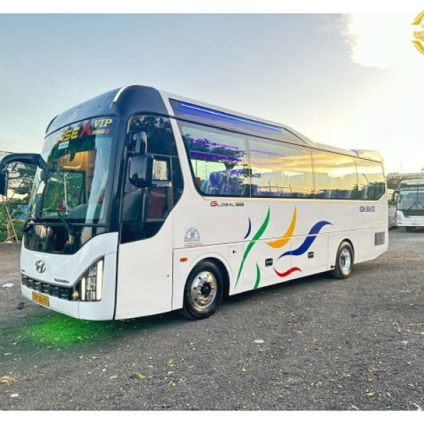 Cho thuê xe Universe mini - 29 chỗ đời mới