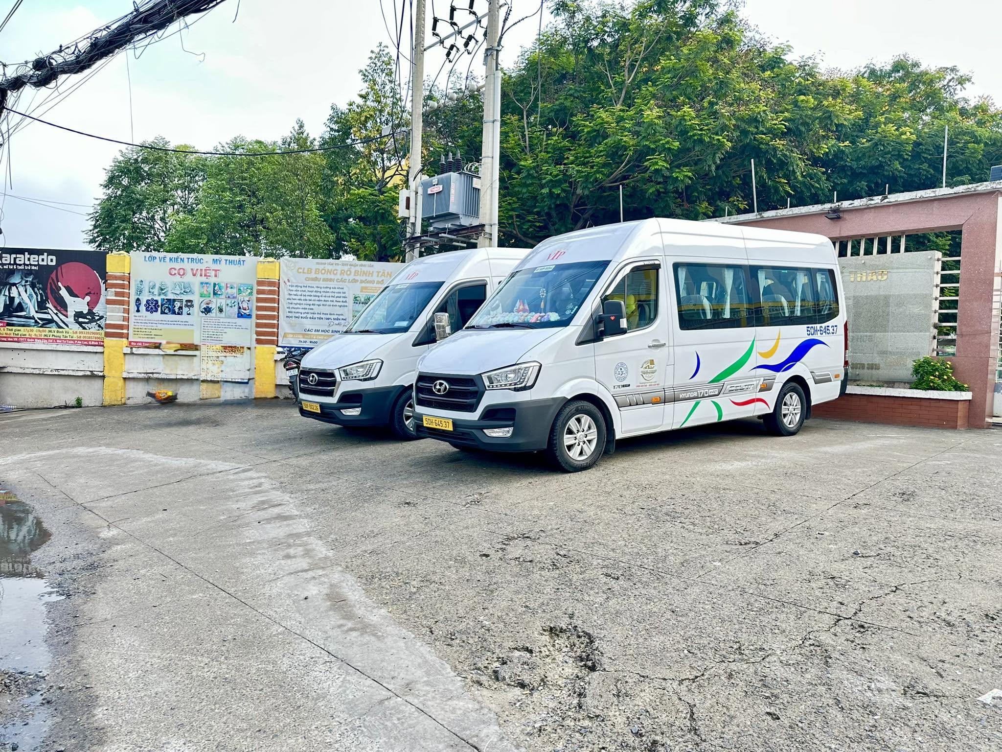 Kinh Nghiệm Chọn Dịch Vụ Cho Thuê Xe 16 Chỗ Du Lịch Uy Tín