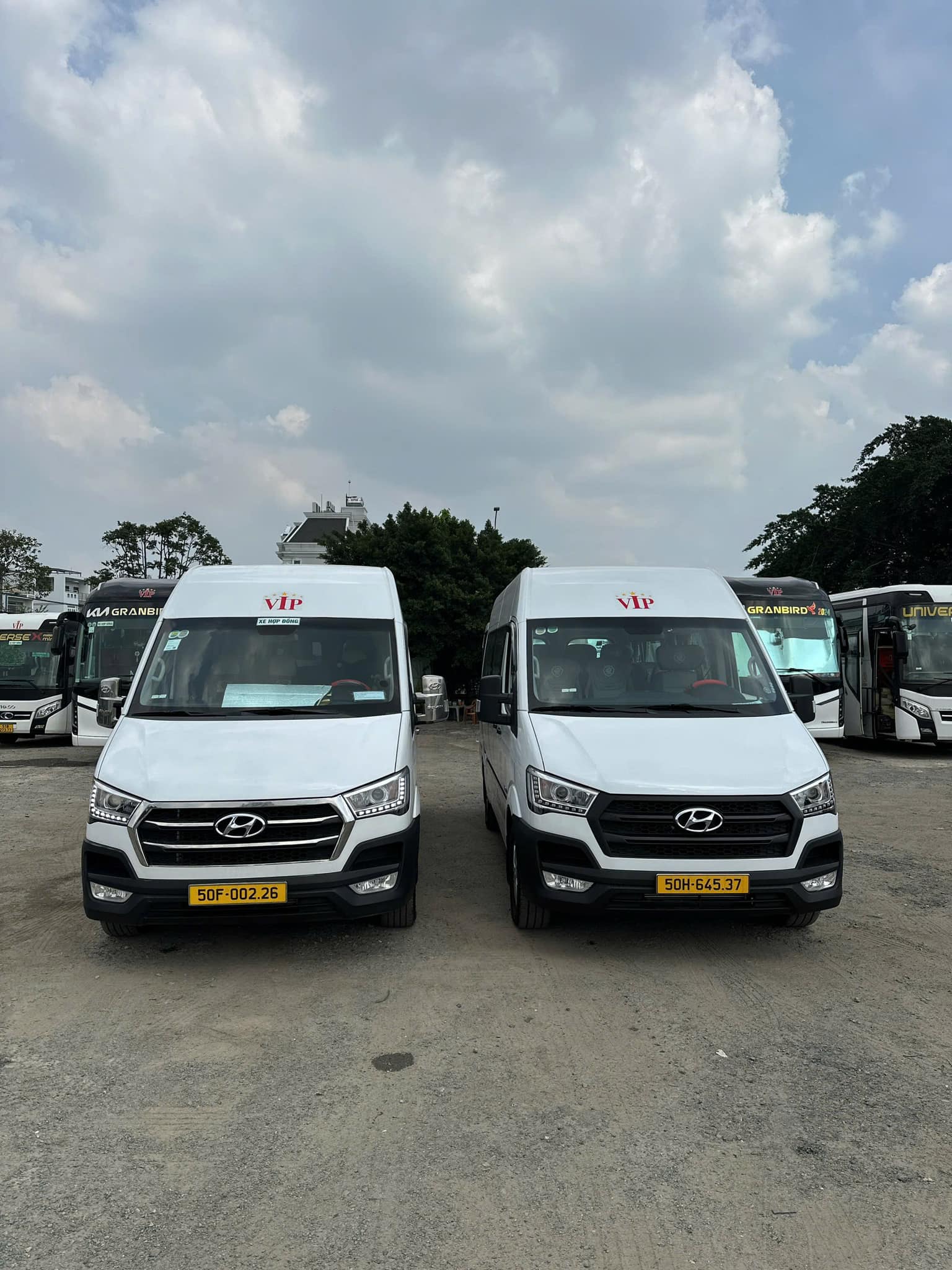 Kinh Nghiệm Thuê Xe Du Lịch Đi Tỉnh Tiết Kiệm Và An Toàn