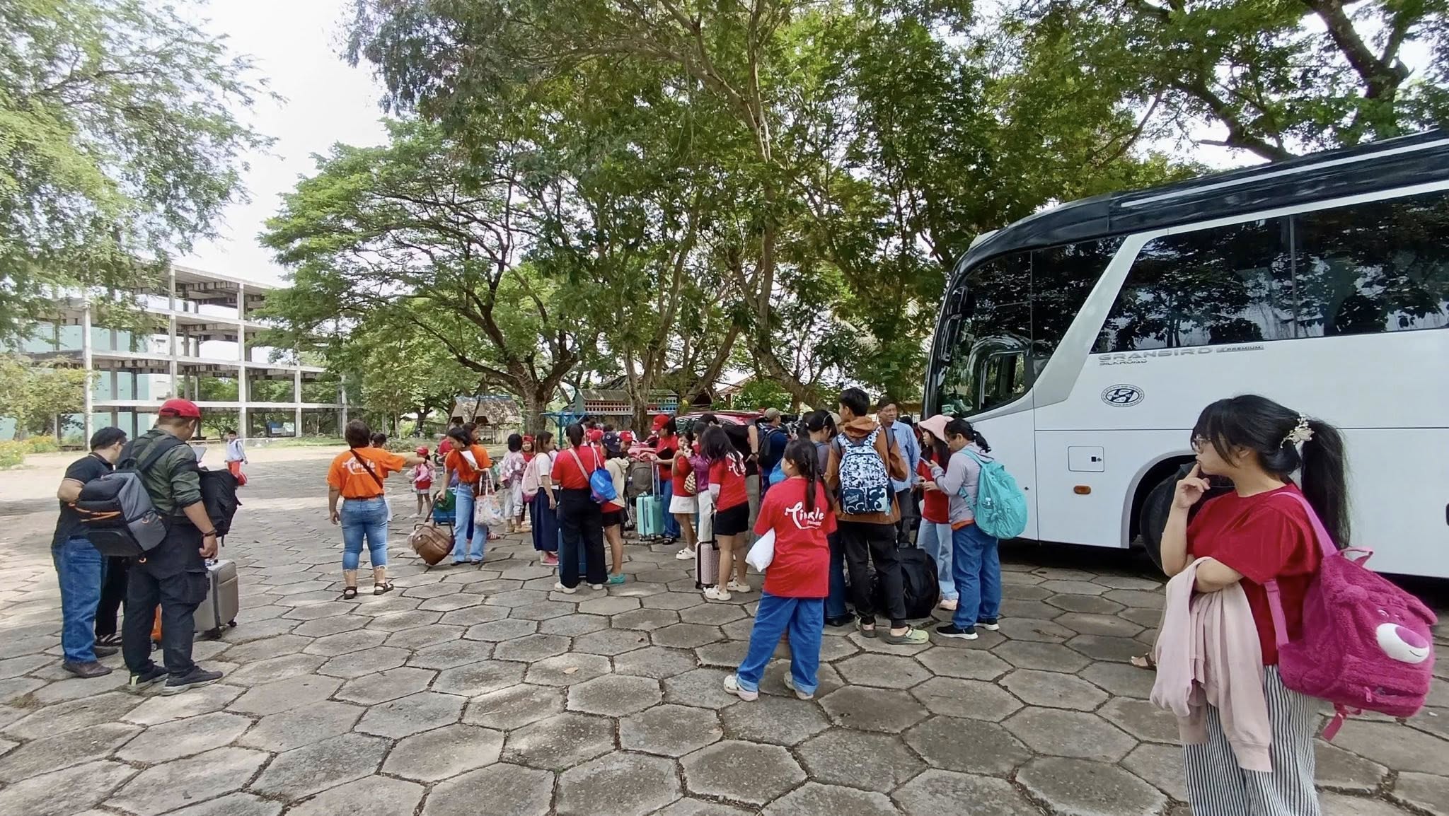 Vai Trò Của Dịch Vụ Thuê Xe Trong Cuộc Sống Hiện Đại