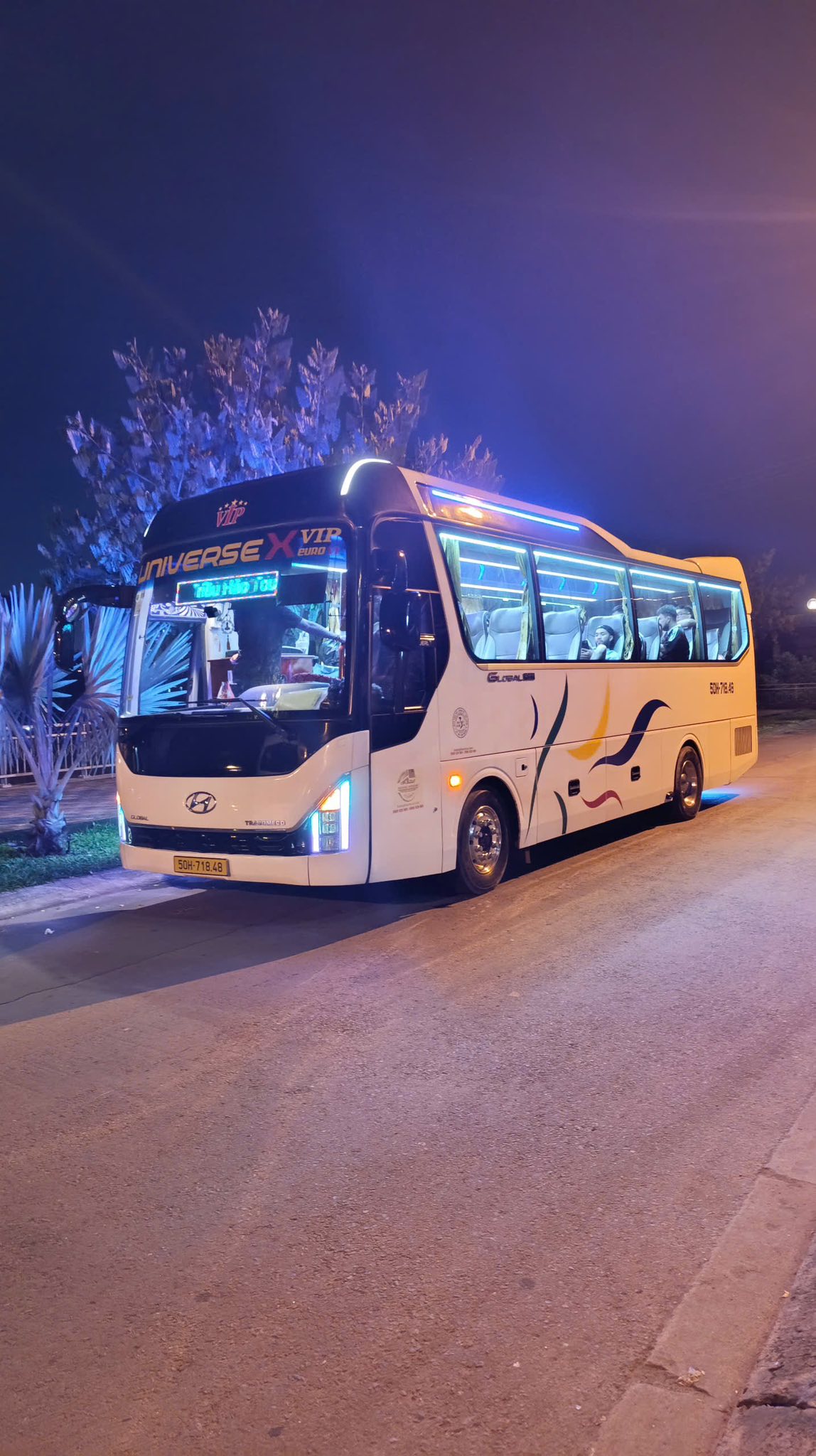 Thuê Xe 29 Chỗ Cho Trường Học – Công Ty