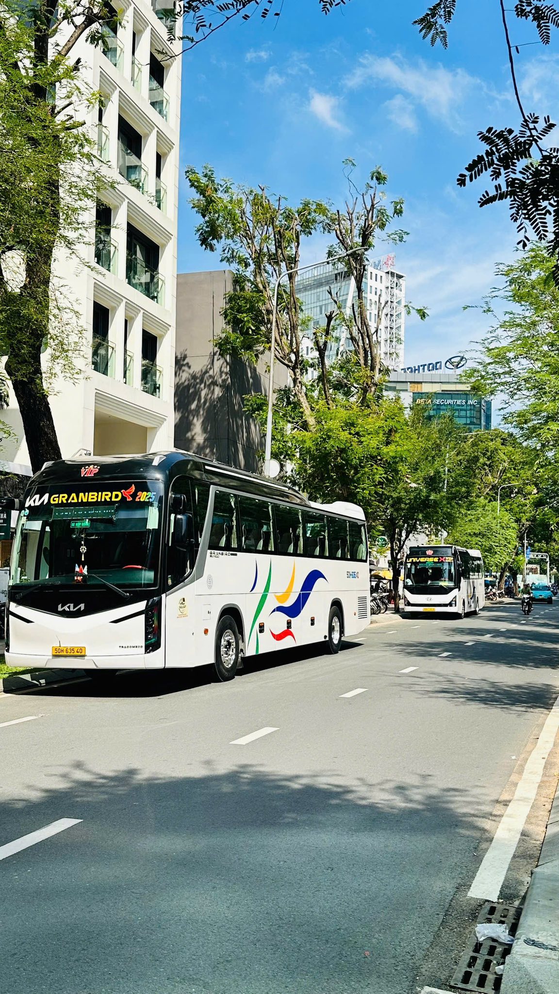 Thuê xe 29 chỗ đi Nha Trang không phát sinh