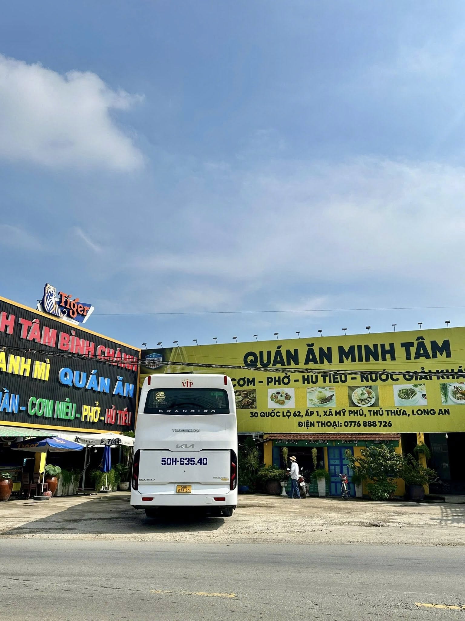 Thuê xe 29 chỗ đi Nha Trang không phát sinh