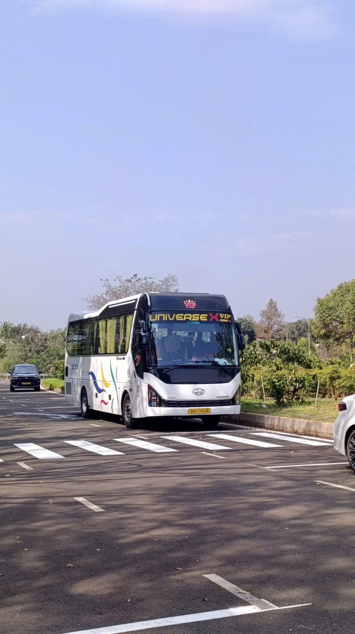 Thuê xe 29 chỗ đi tỉnh giá rẻ tại TP.HCM