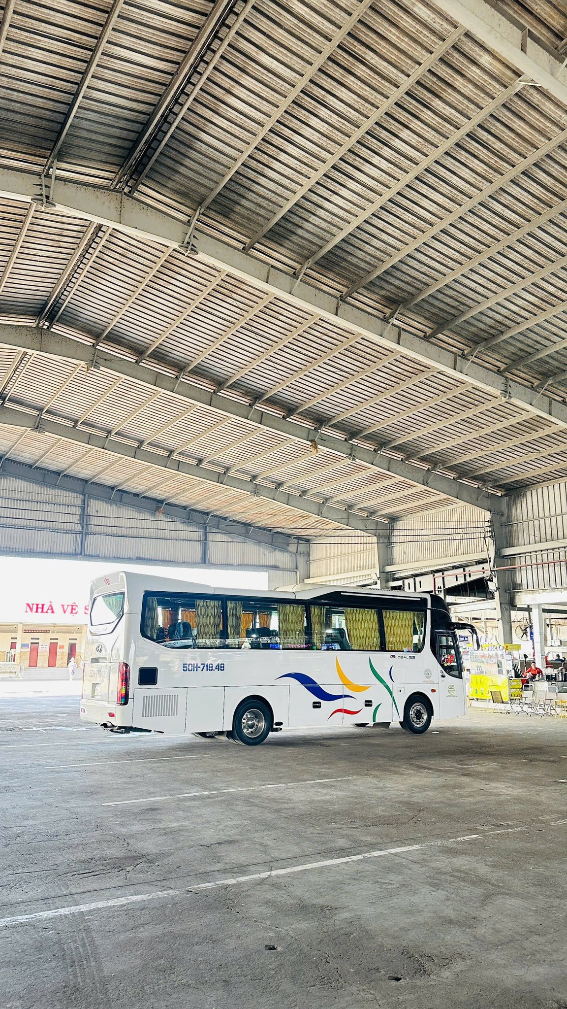 Xe 29 chỗ đưa đón công ty