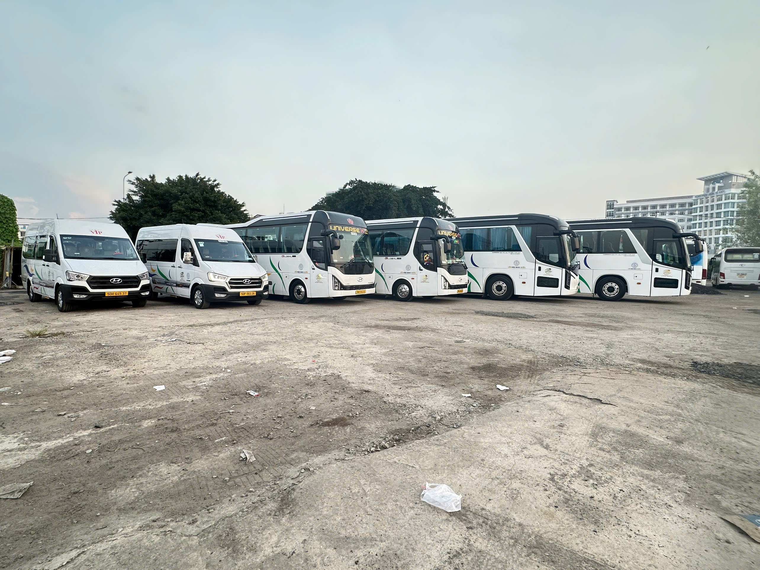 Thuê Xe 45 Chỗ An Toàn – Đúng Lịch