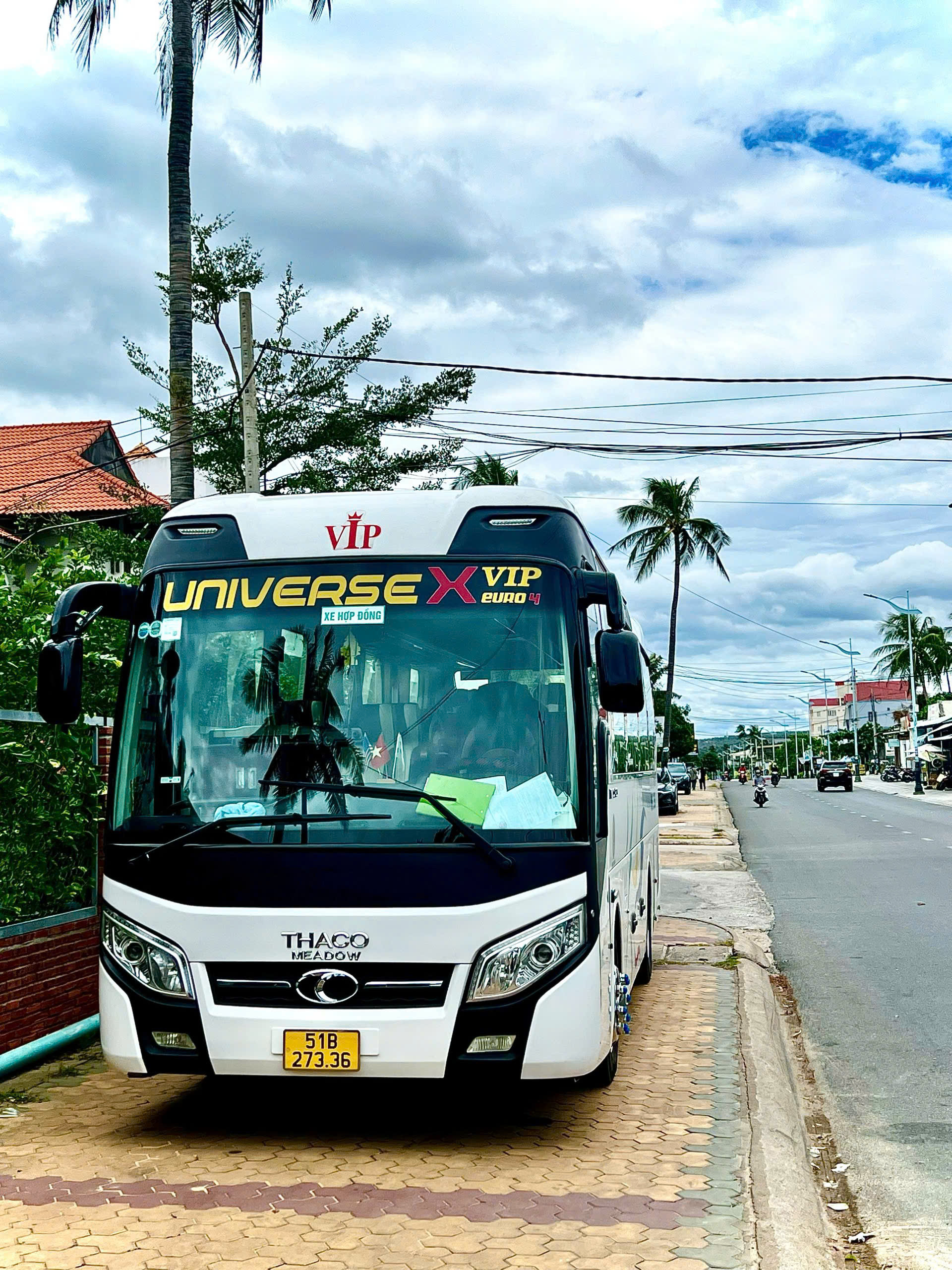 Thuê Xe 45 Chỗ Giá Cạnh Tranh