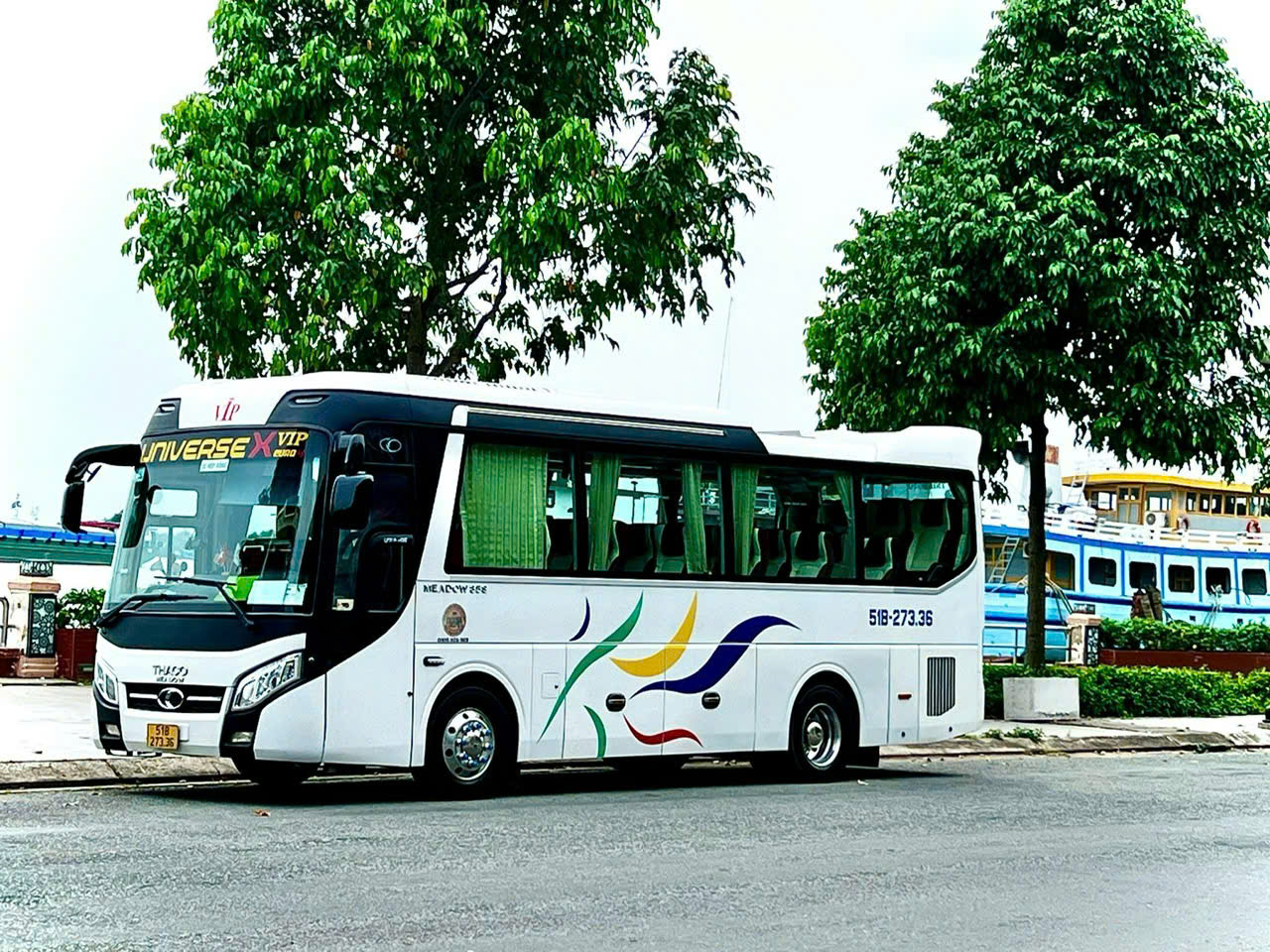 Thuê Xe 45 Chỗ Phục Vụ Đoàn Du Lịch