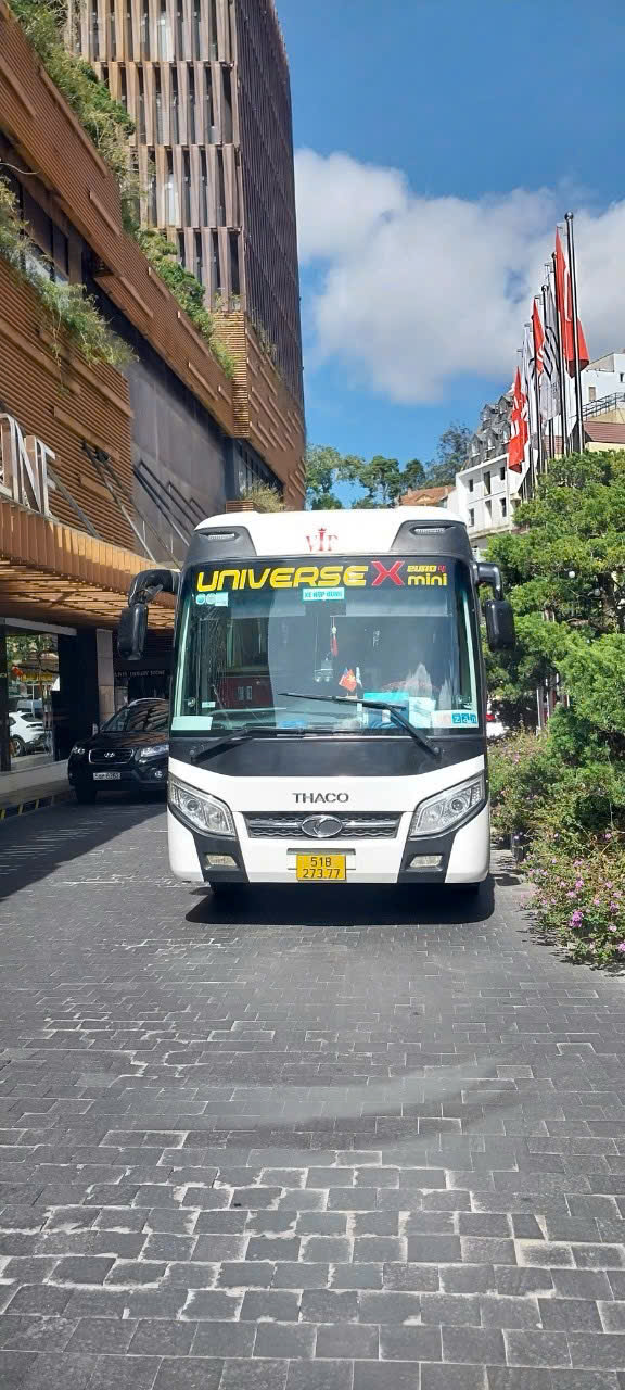 Thuê Xe 45 Chỗ Phục Vụ Đoàn Du Lịch