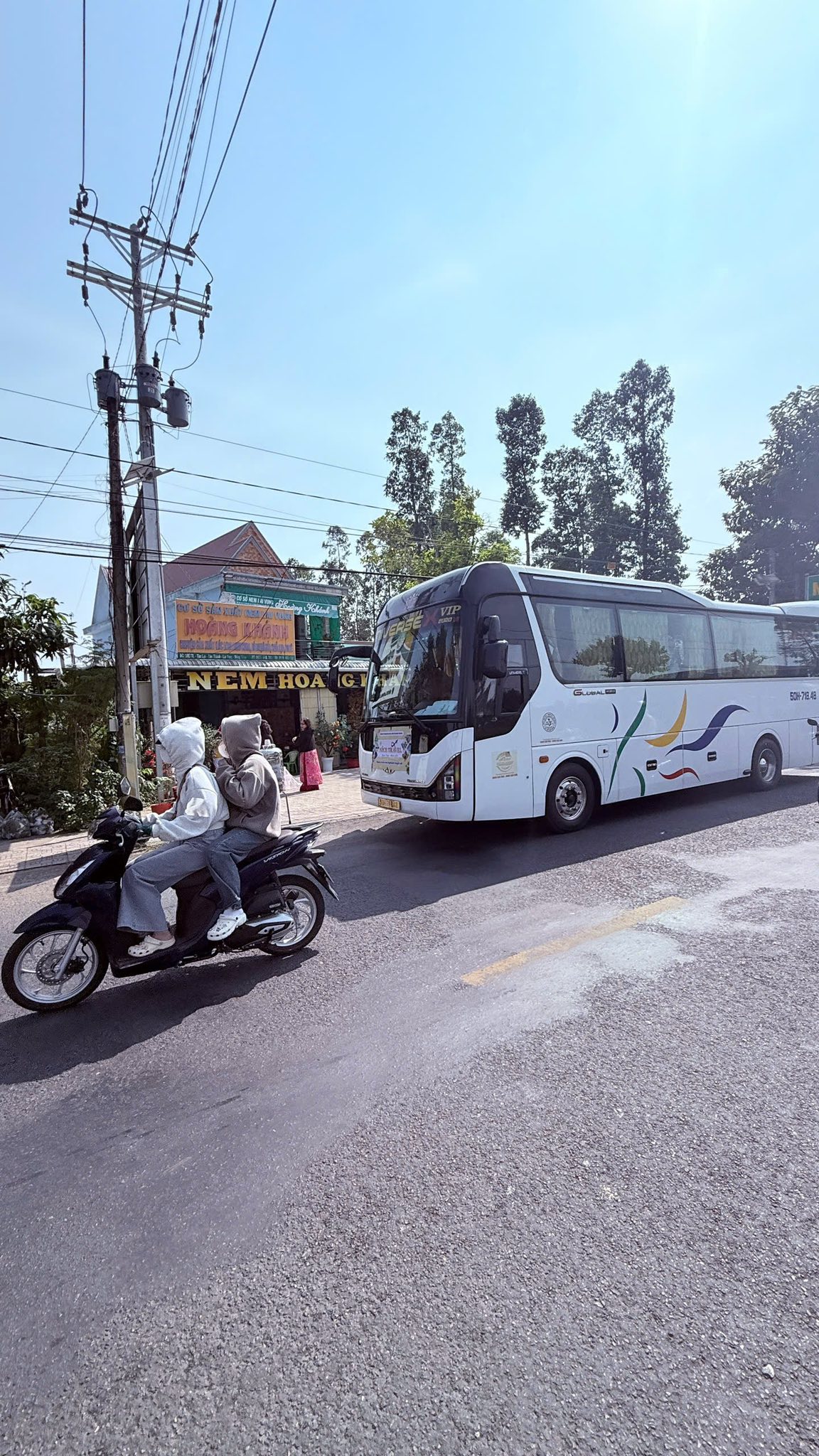 Xe 29 Chỗ Du Lịch Dài Ngày