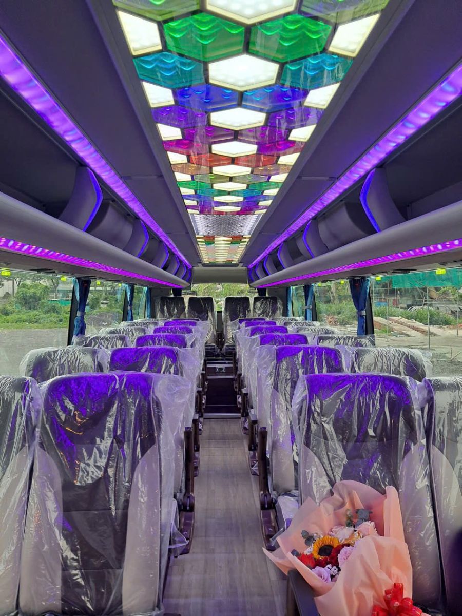 Đơn Vị Cho Thuê Xe Du Lịch 45 Chỗ Uy Tín, Chất Lượng Tại TP.HCM