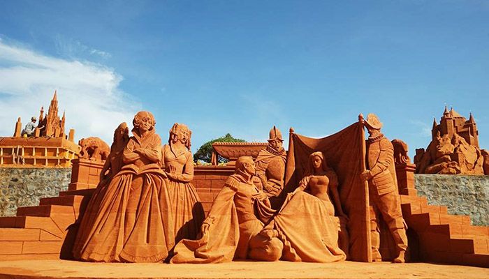 Công Viên Tượng Cát Forgotten Land