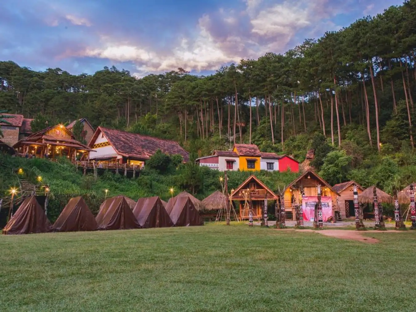 Làng Cù Lần – Địa Điểm Gần Gũi Với Thiên Nhiên